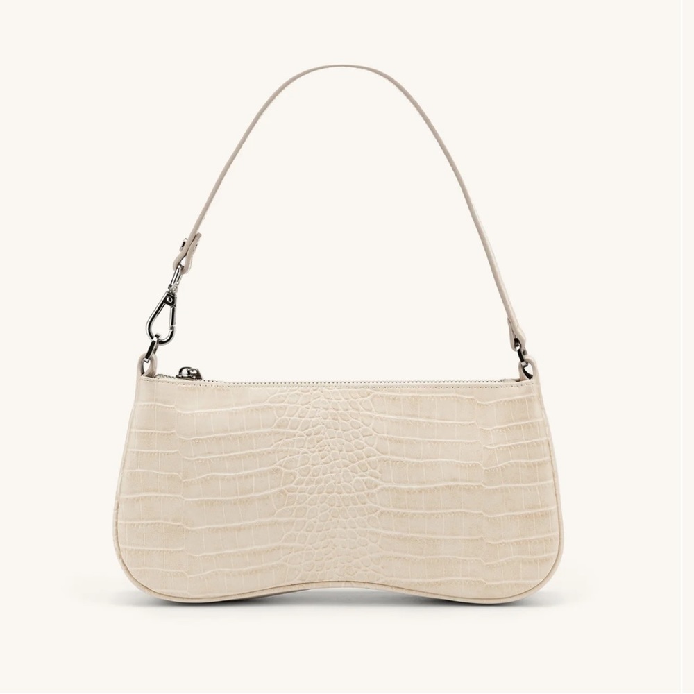 White shoulder bag